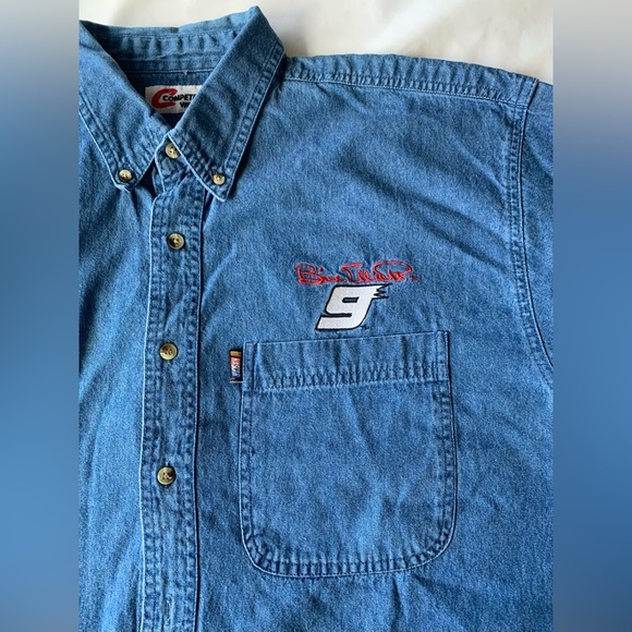 Vintage - Competitors View Bill Elliot chambray button down - Picture 4 of 9